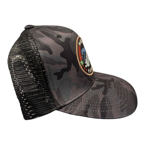 Island Crew Maui Hawaii Camo Whale Watch Trucker Style Snapback Hat - Picture 2 of 3